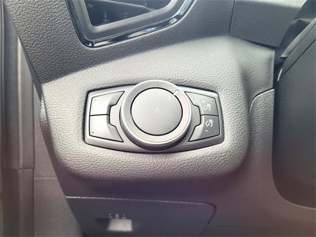 Certified 2018 Ford Escape Titanium w/ Ford Safe & Smart Package image 19