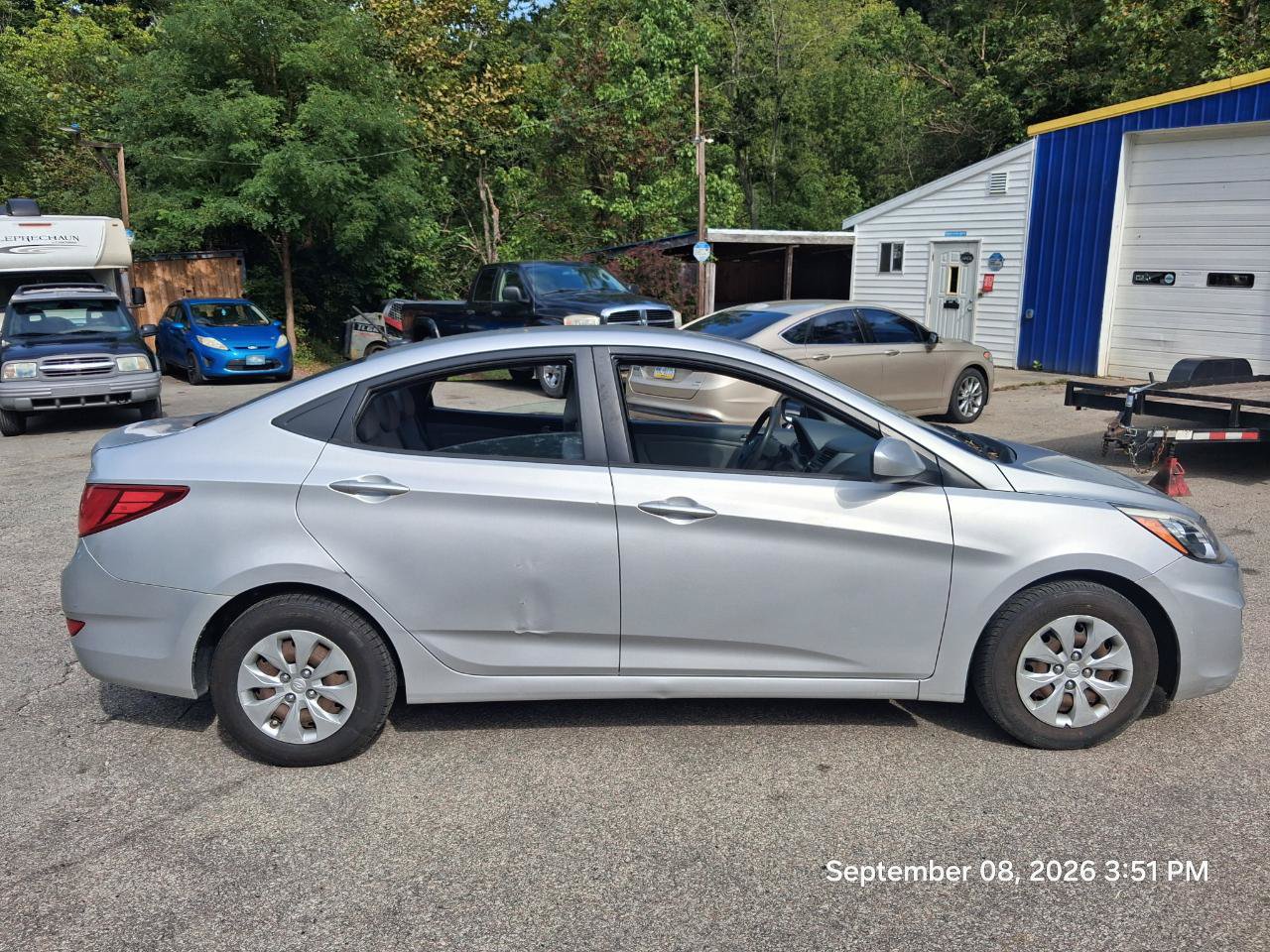 Used 2016 Hyundai Accent SE FWD image 6