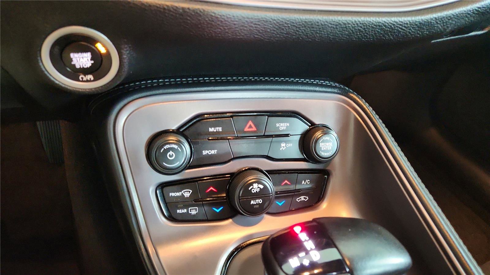 Used 2023 Dodge Challenger SXT image 27