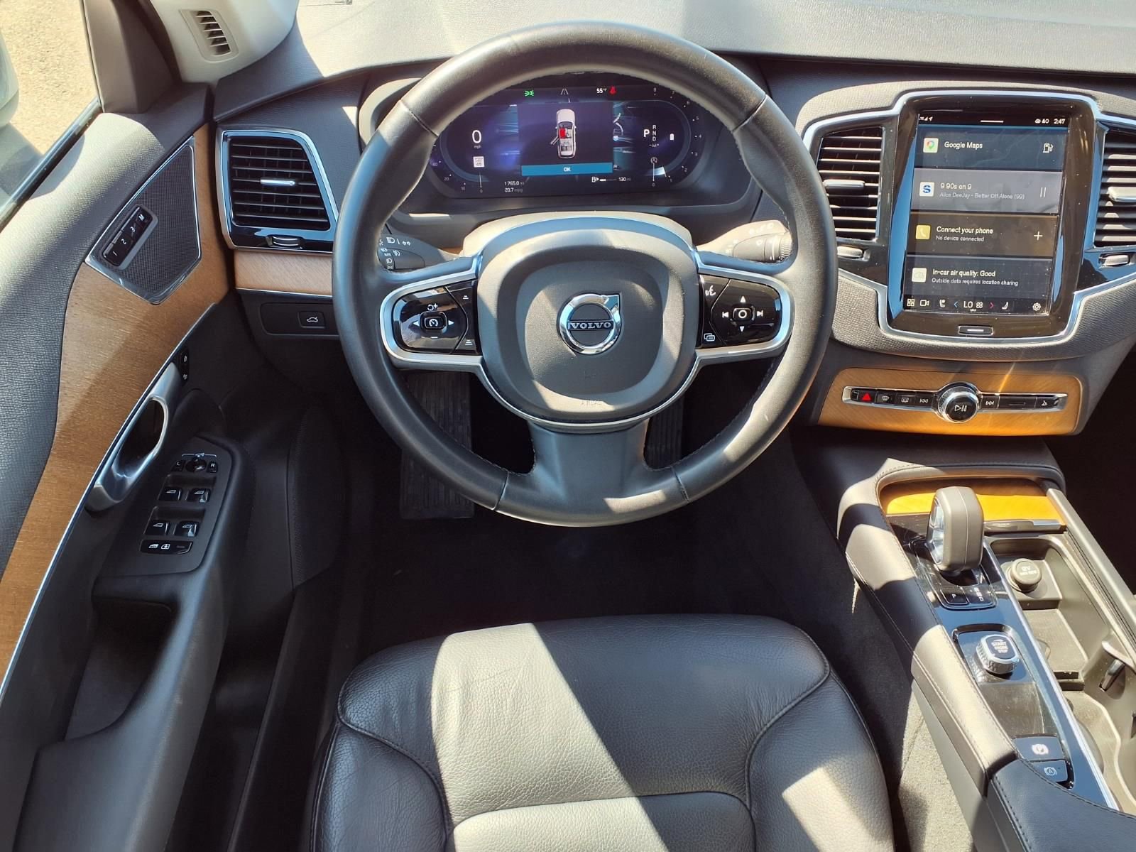 Used 2024 Volvo XC90 B5 Plus AWD/4WD image 13