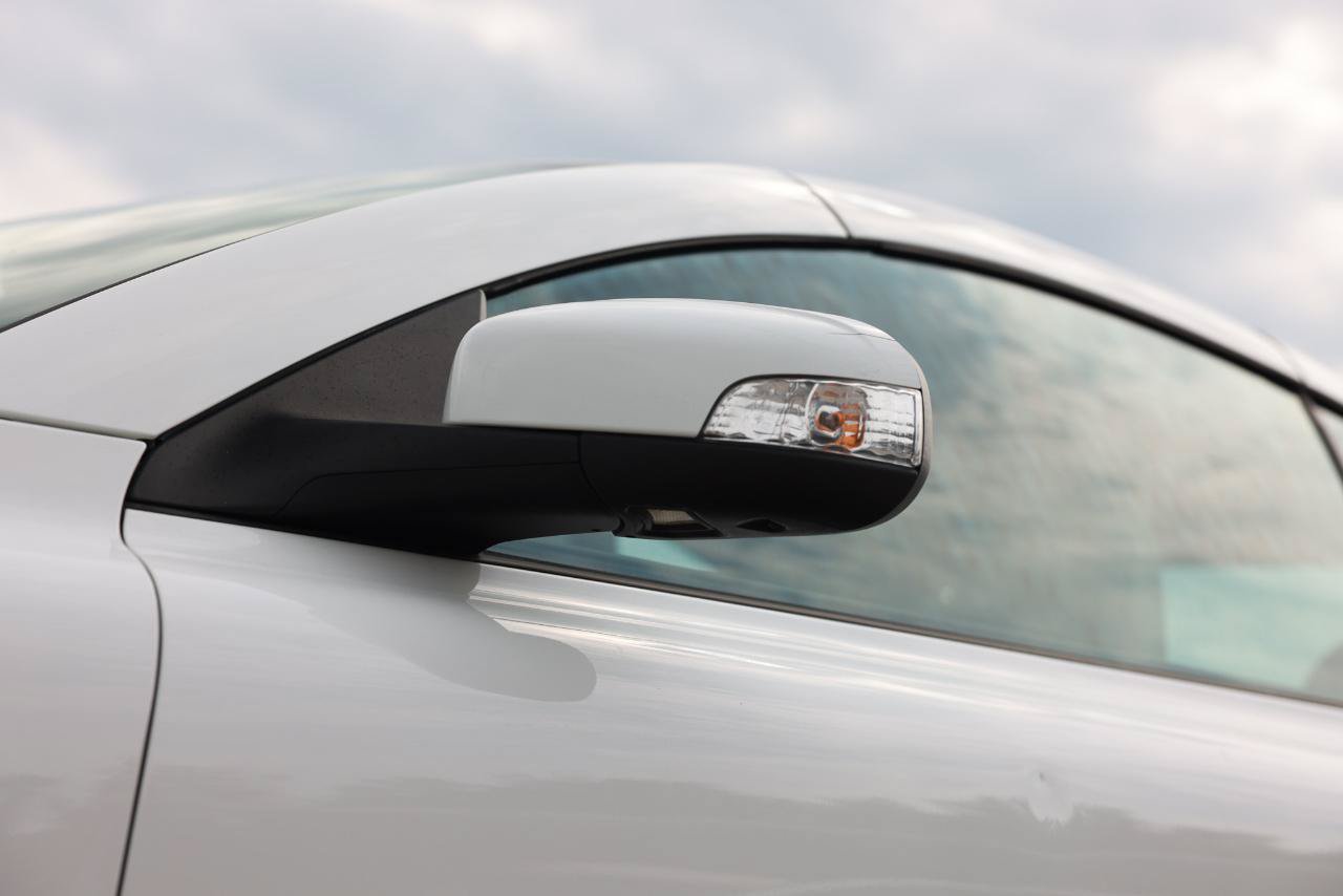 Used 2008 Volvo C70 T5 FWD image 36