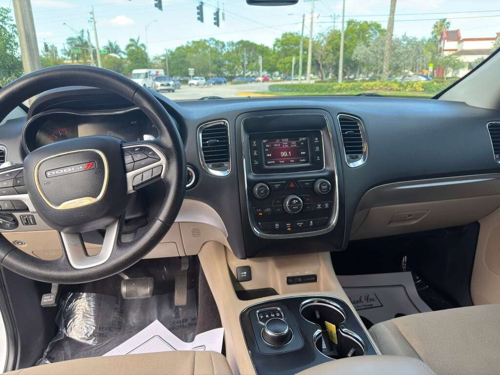 Used 2017 Dodge Durango SXT w/ 3rd Row Seating Group RWD image 13