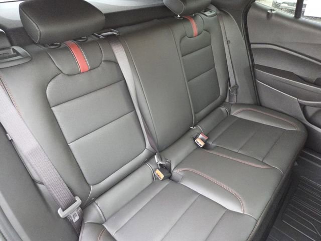 New 2026 Chevrolet Trax RS w/ Sunroof Package FWD image 27