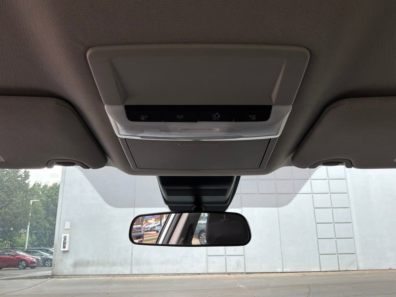 Used 2025 Nissan Altima 2.5 SV FWD image 16