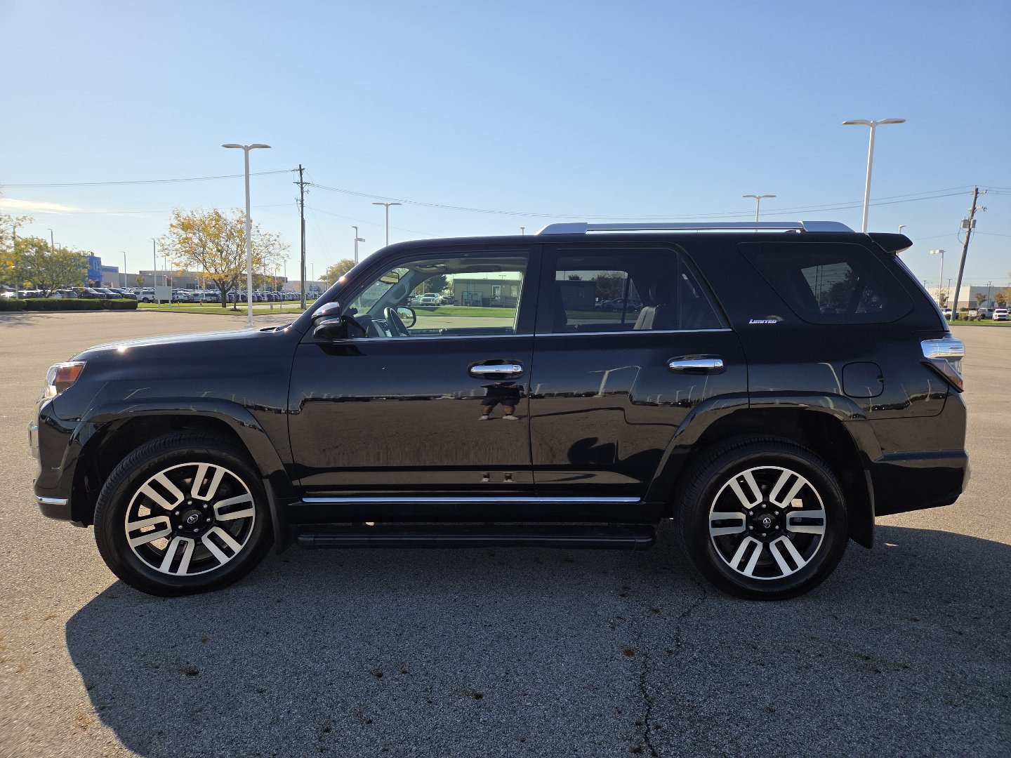 Used 2023 Toyota 4Runner Limited AWD/4WD image 14