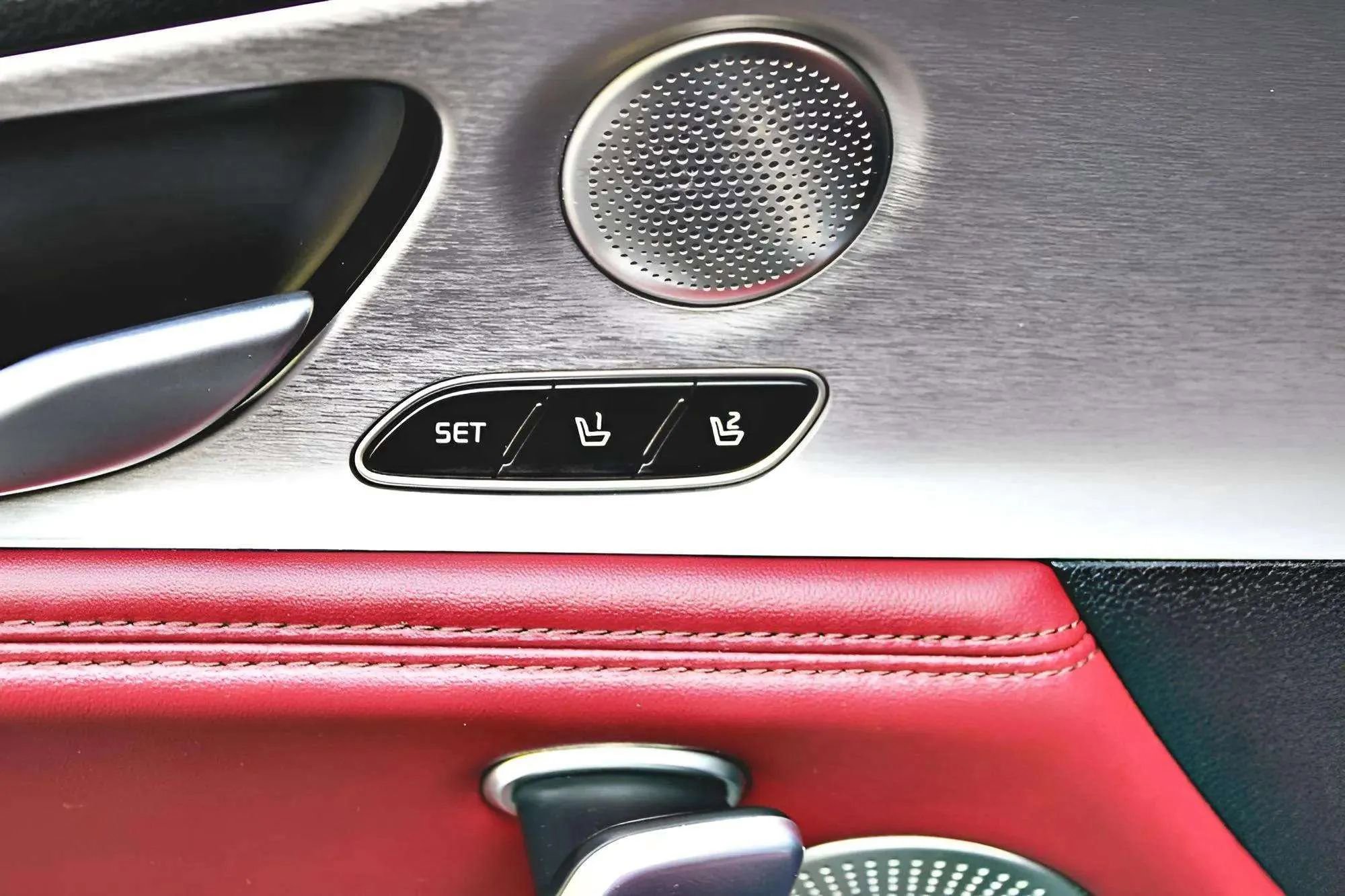 Used 2018 Kia Stinger GT2 image 11