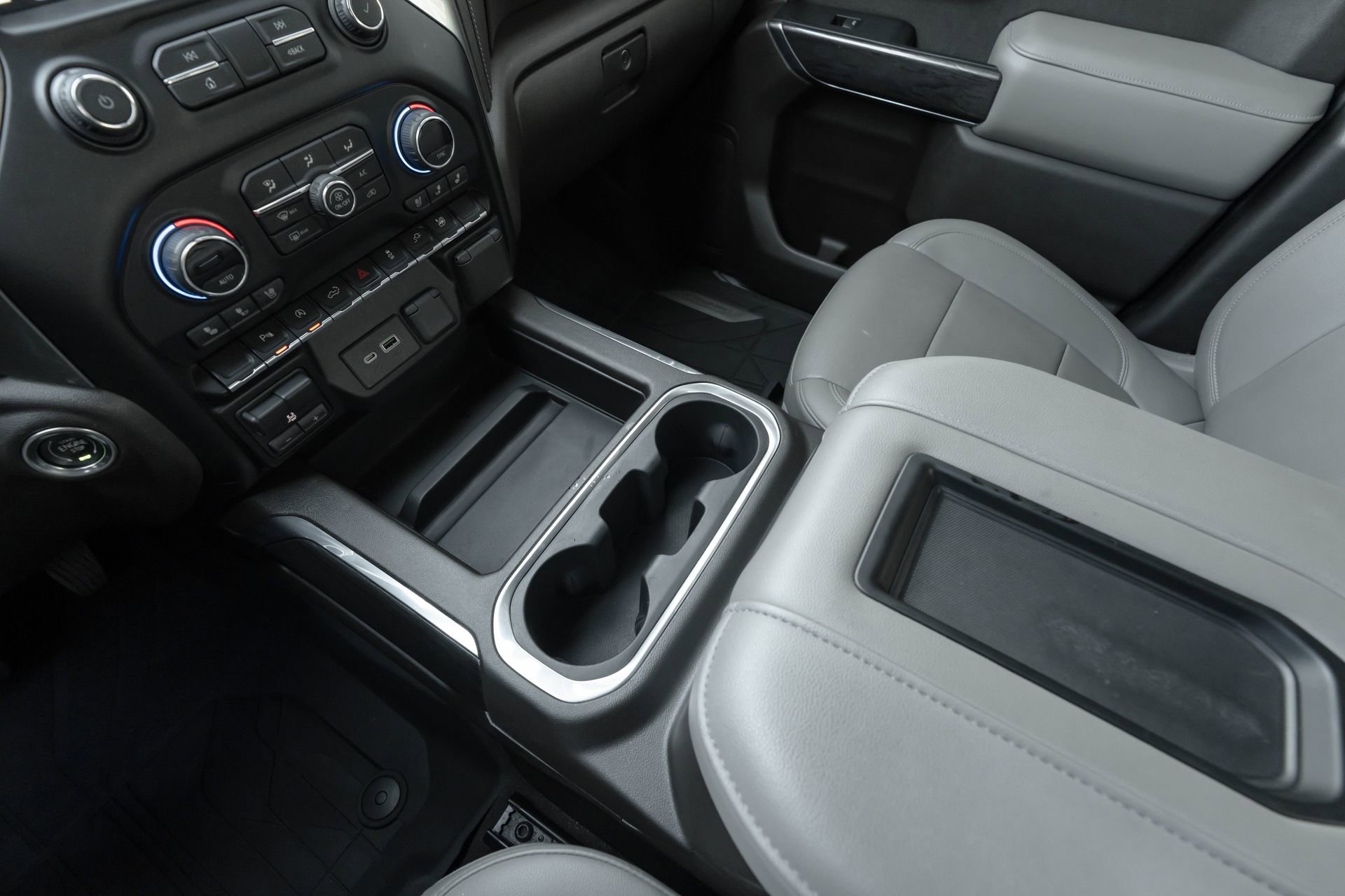 Used 2021 Chevrolet Silverado 1500 LTZ image 12