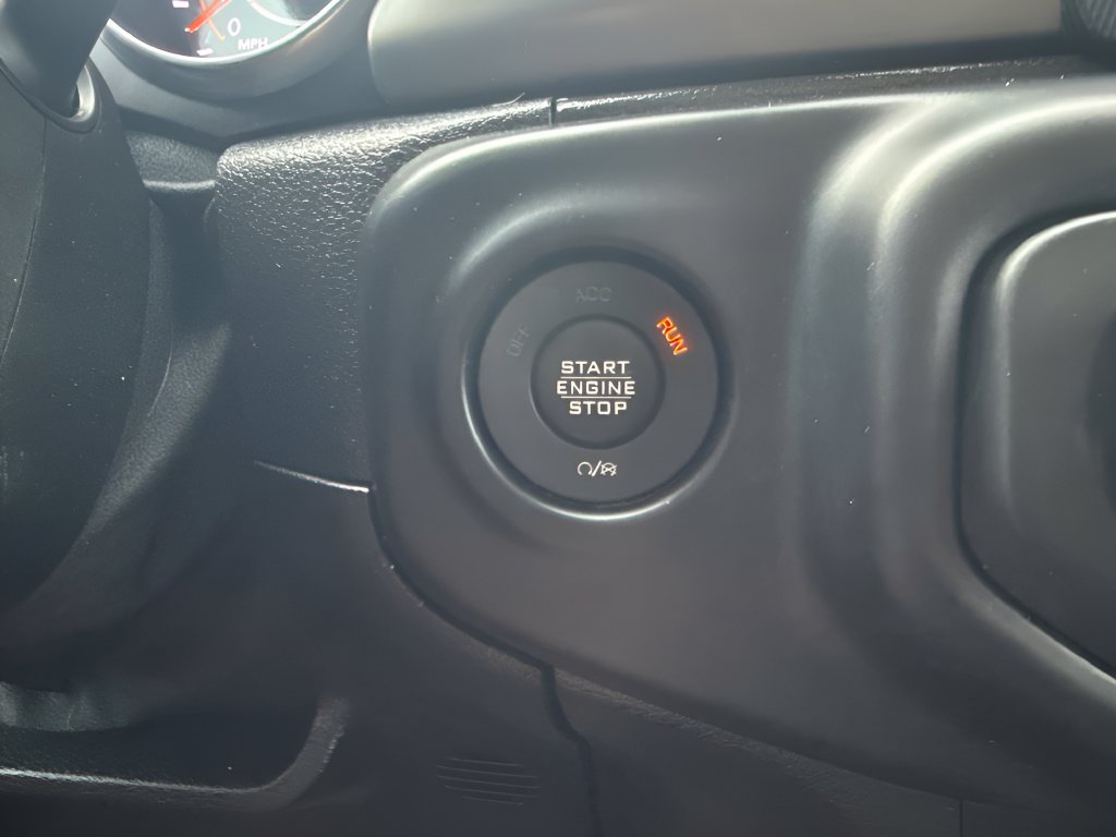 Used 2019 Jeep Wrangler Unlimited Sport S AWD/4WD image 13