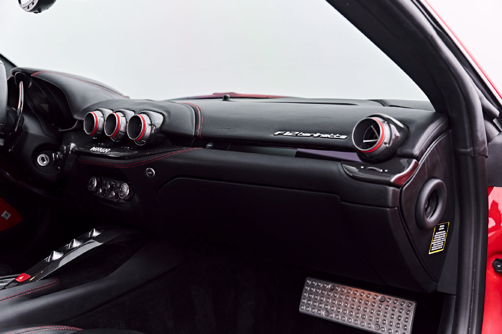 Used 2016 Ferrari F12 Berlinetta RWD image 52
