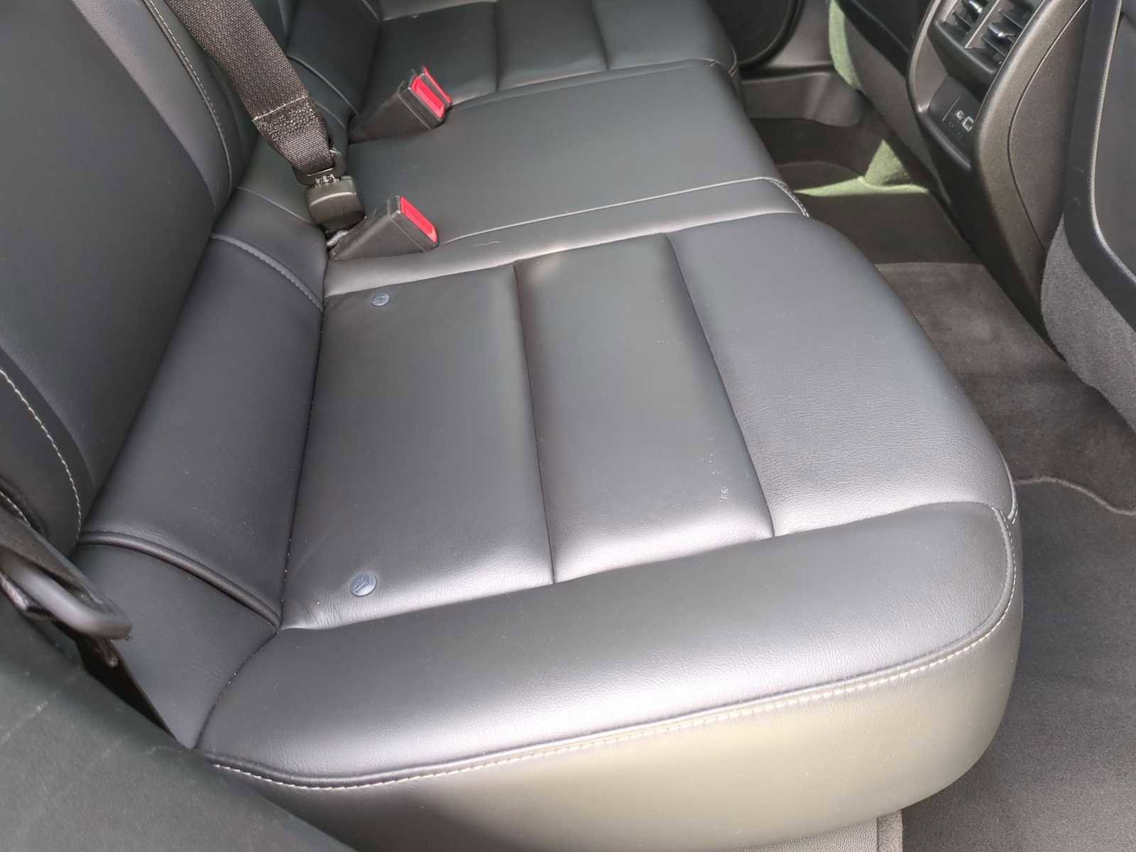 Used 2024 Cadillac XT4 Premium Luxury FWD image 26