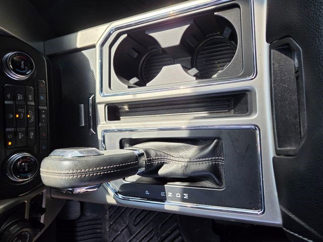 Used 2017 Ford F150 Lariat w/ Equipment Group 502A Luxury AWD/4WD image 7