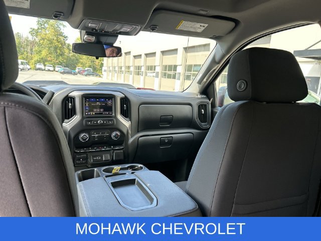 Used 2026 Chevrolet Silverado 1500 Custom Trail Boss AWD/4WD image 19