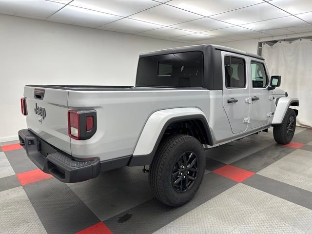 Used 2023 Jeep Gladiator Sport image 6