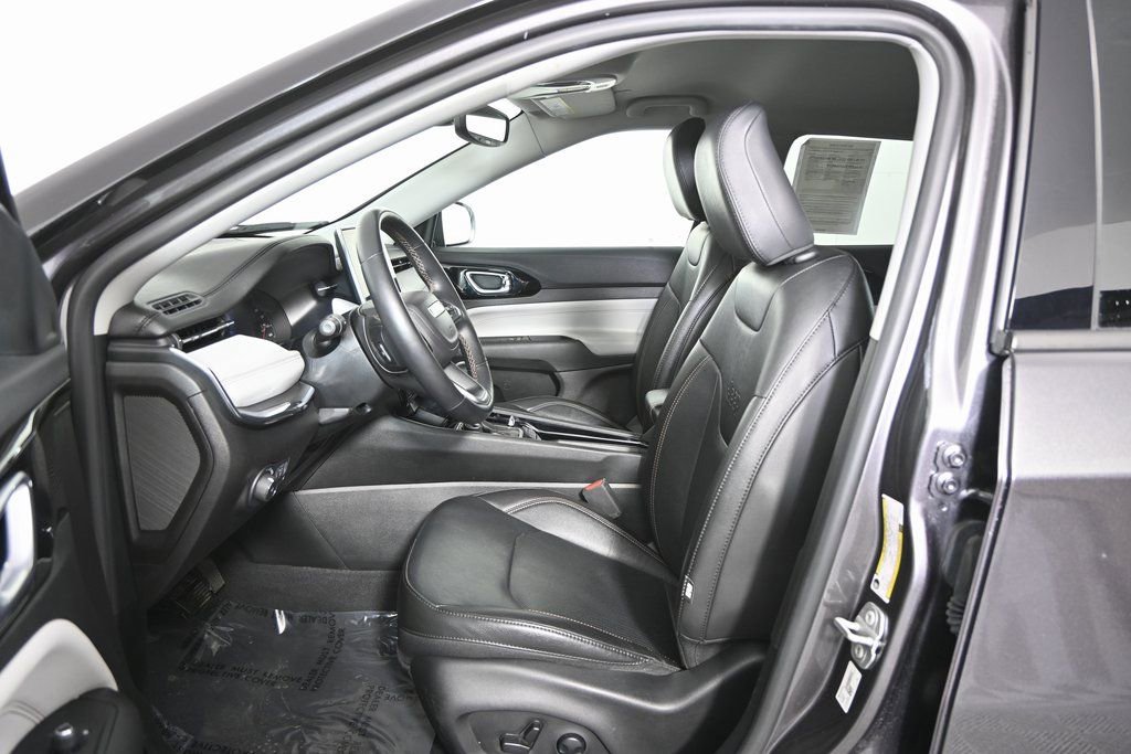 Used 2022 Jeep Compass Limited AWD/4WD image 22