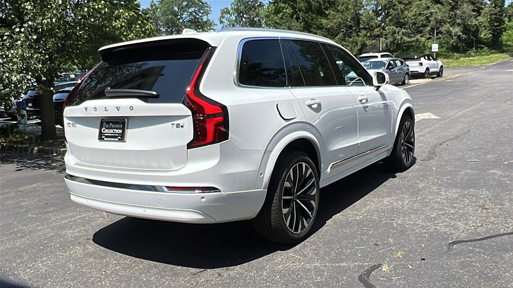 New 2026 Volvo XC90 T8 Plus image 2