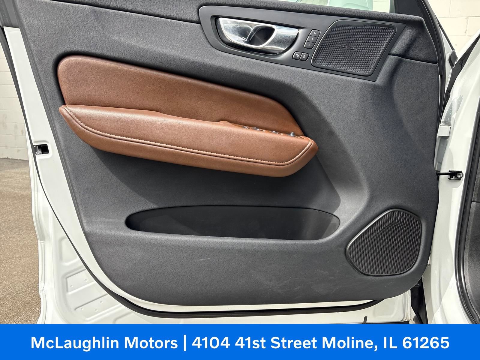 Certified 2022 Volvo XC60 B5 Inscription image 13