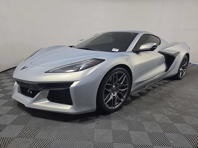 Used 2024 Chevrolet Corvette Z06 w/ Stealth Interior Trim Package RWD image 2