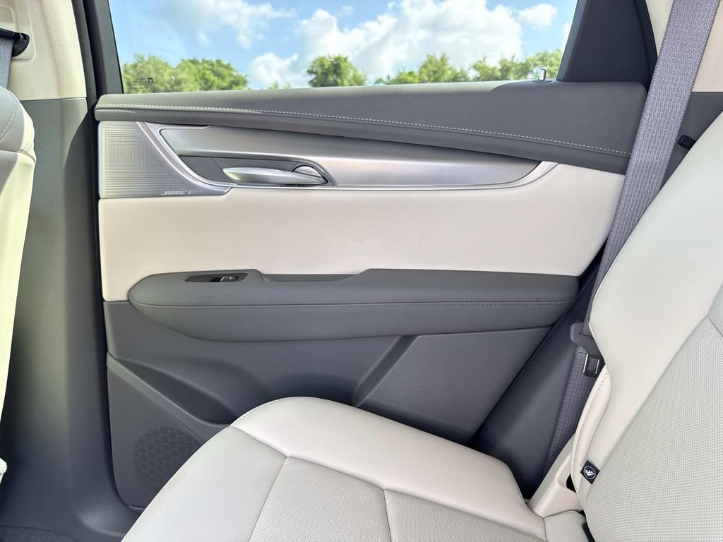 New 2026 Cadillac XT5 Premium Luxury w/ Driver Assist Package FWD image 15