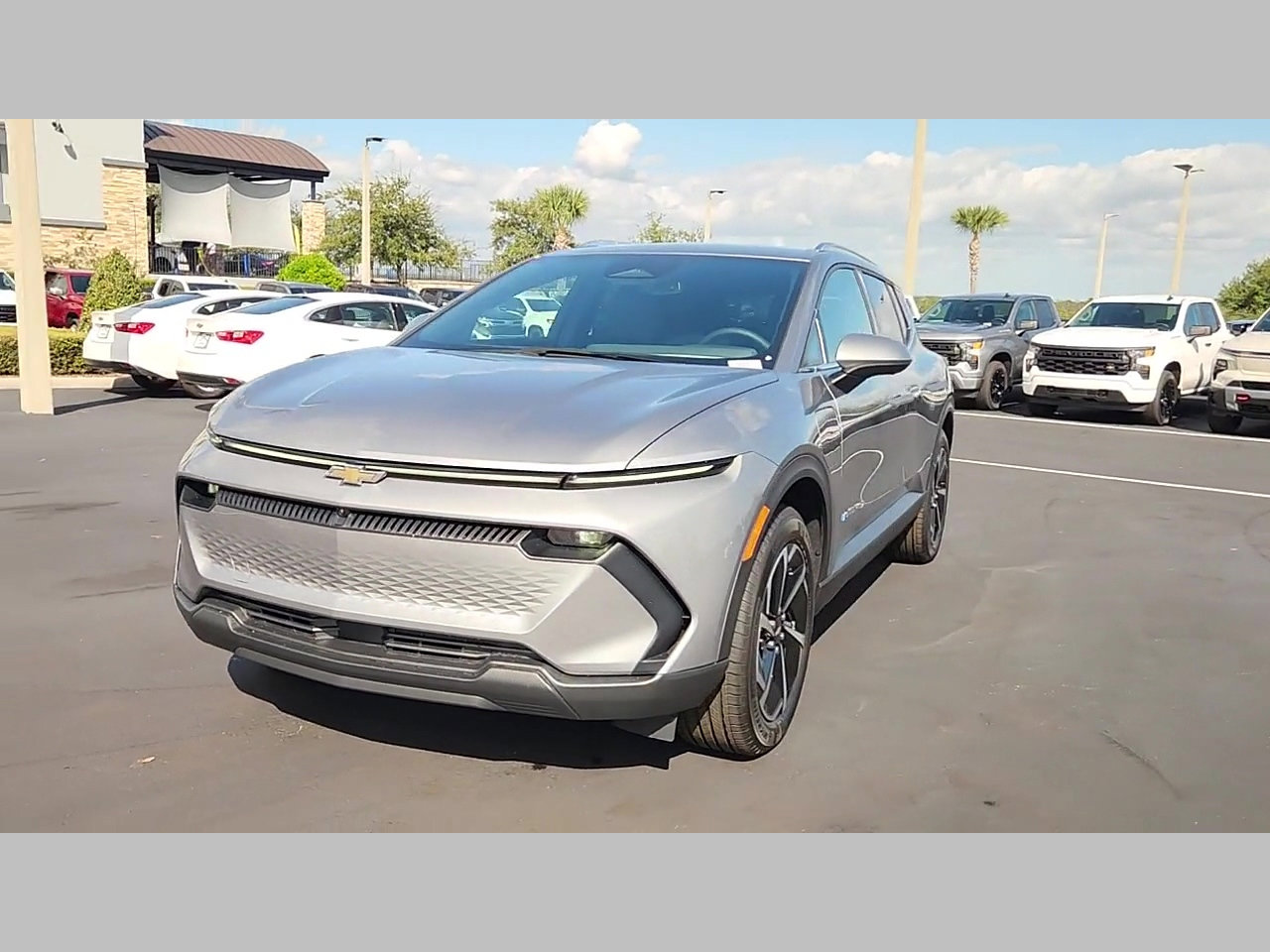 New 2026 Chevrolet Equinox EV LT image 25