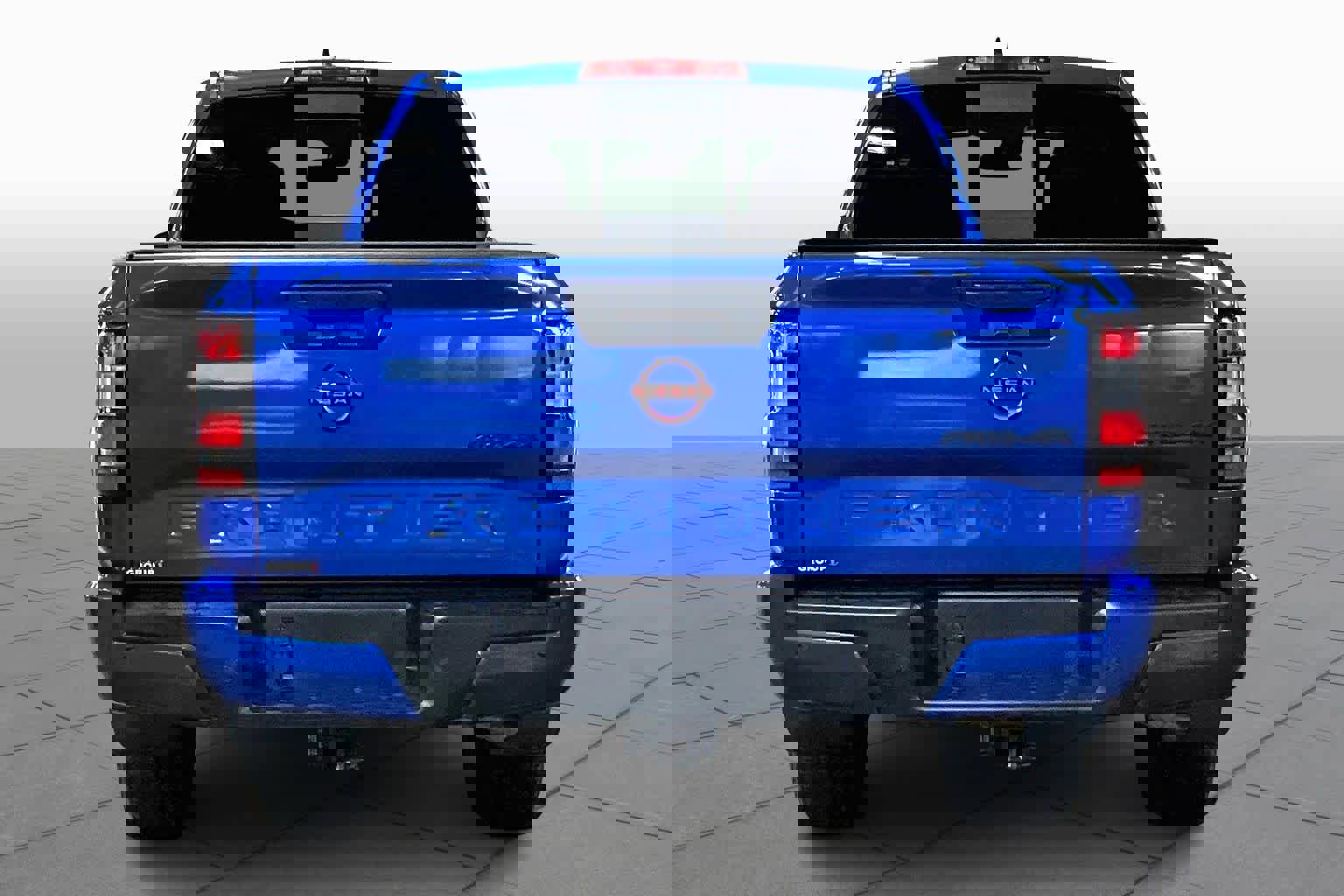 Used 2024 Nissan Frontier PRO-4X w/ Pro Convenience Package image 4