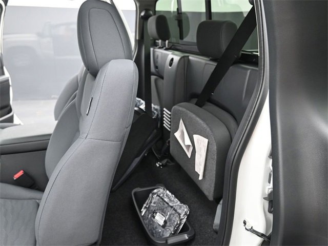New 2026 Nissan Frontier S image 9