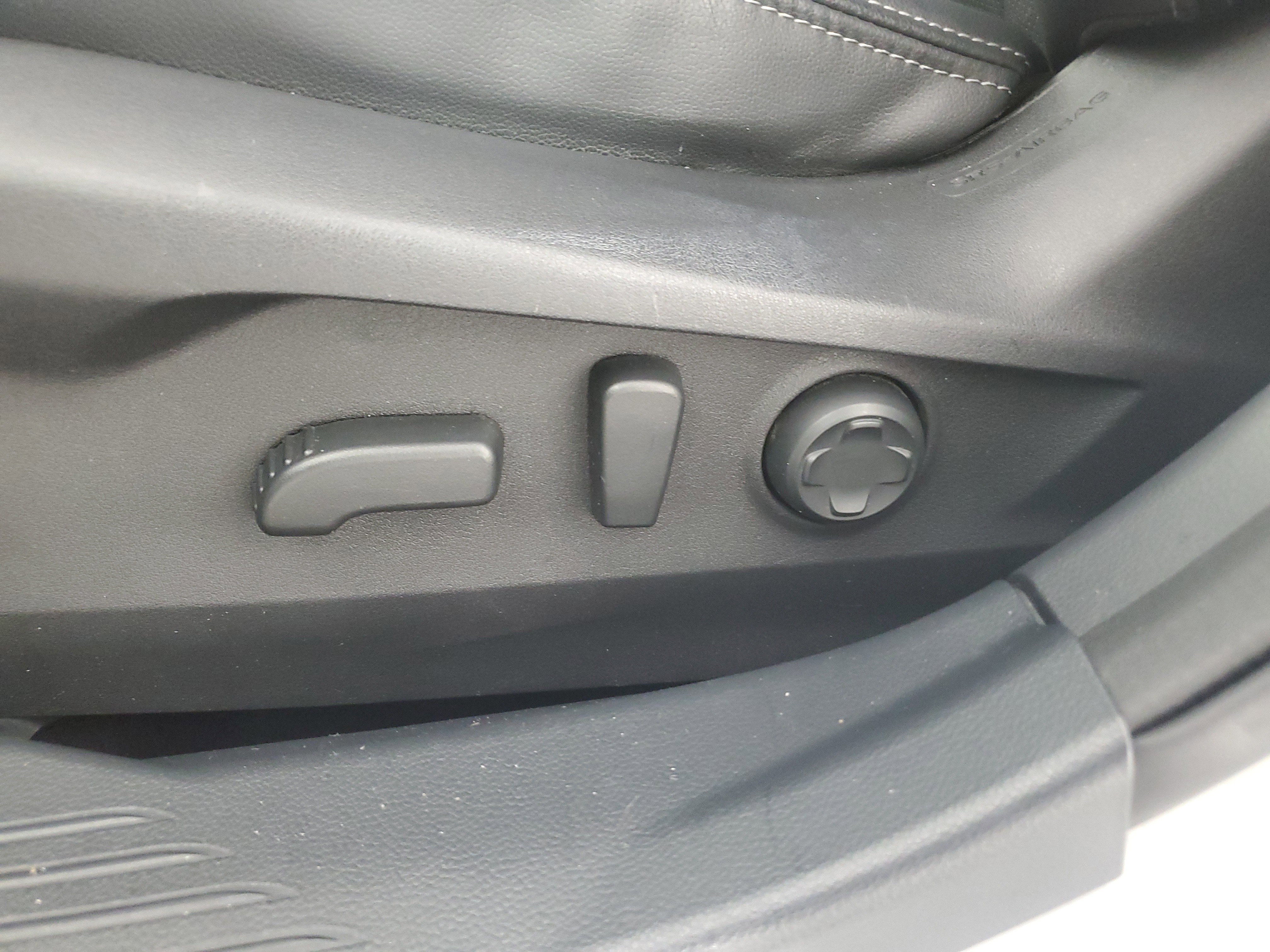 Used 2023 Subaru Outback Touring w/ Tech Package 2 image 30