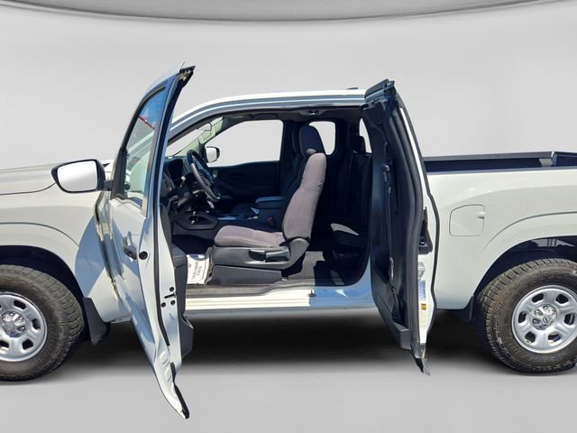 Used 2024 Nissan Frontier S w/ S Utility Package AWD/4WD image 13