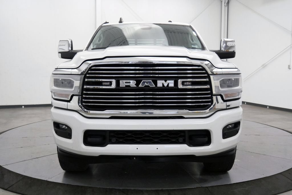 Used 2023 RAM 2500 Laramie AWD/4WD image 2