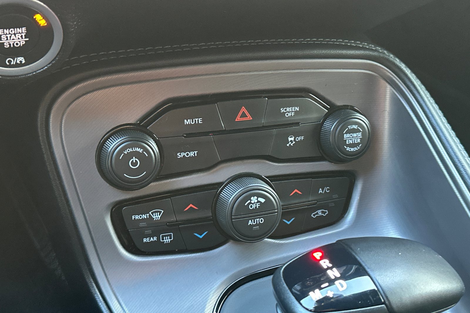 Used 2023 Dodge Challenger SXT w/ Blacktop Package image 27