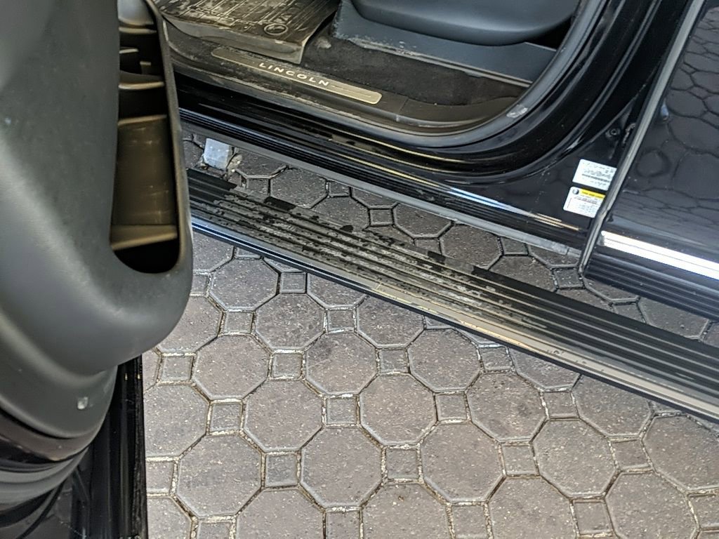 Used 2021 Lincoln Navigator L Reserve AWD/4WD image 11