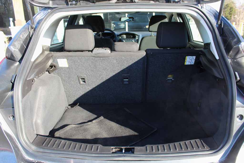 Used 2018 Ford Focus SE image 8