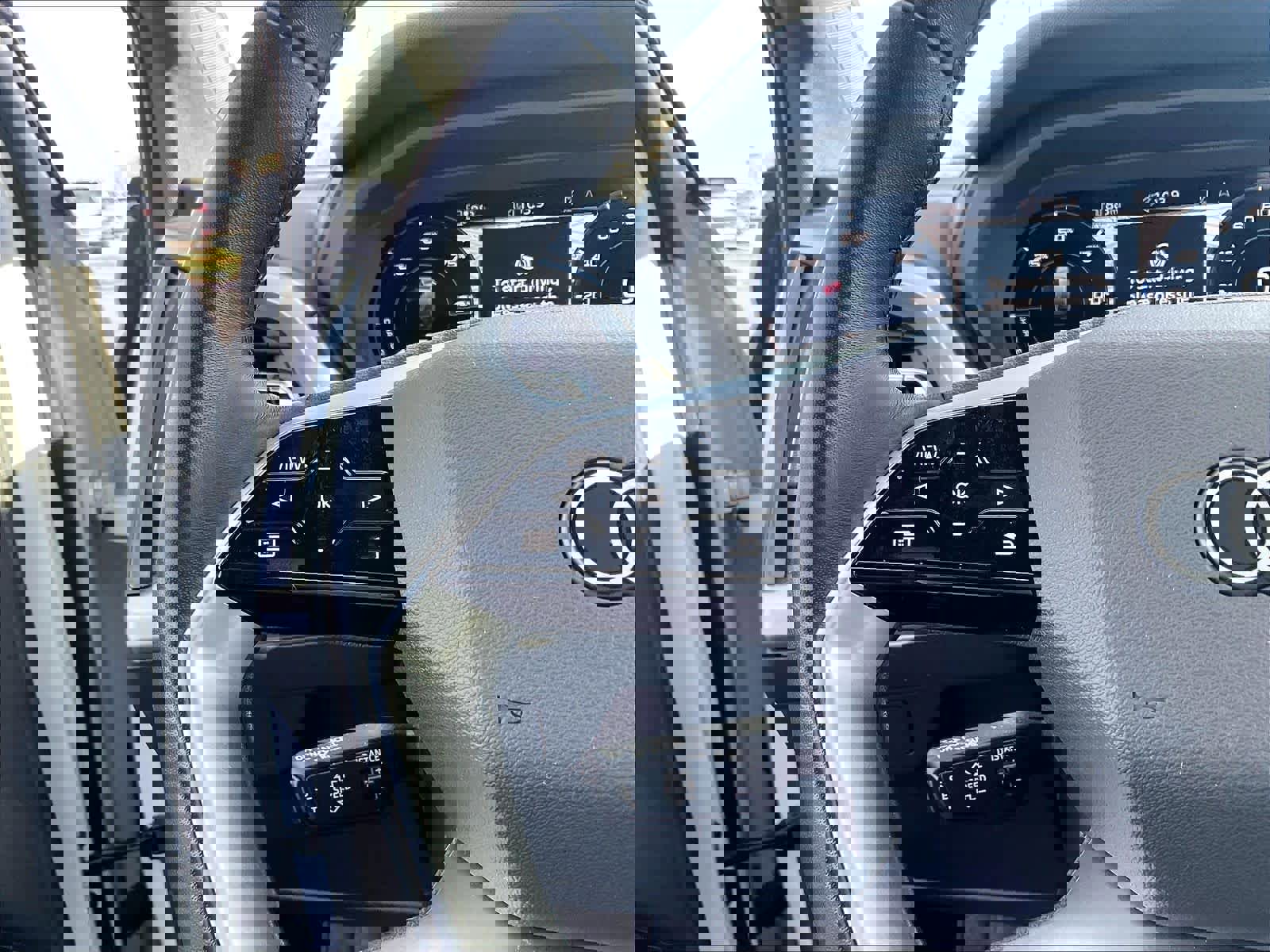 Used 2023 Audi Q4 e-tron Premium Plus image 21