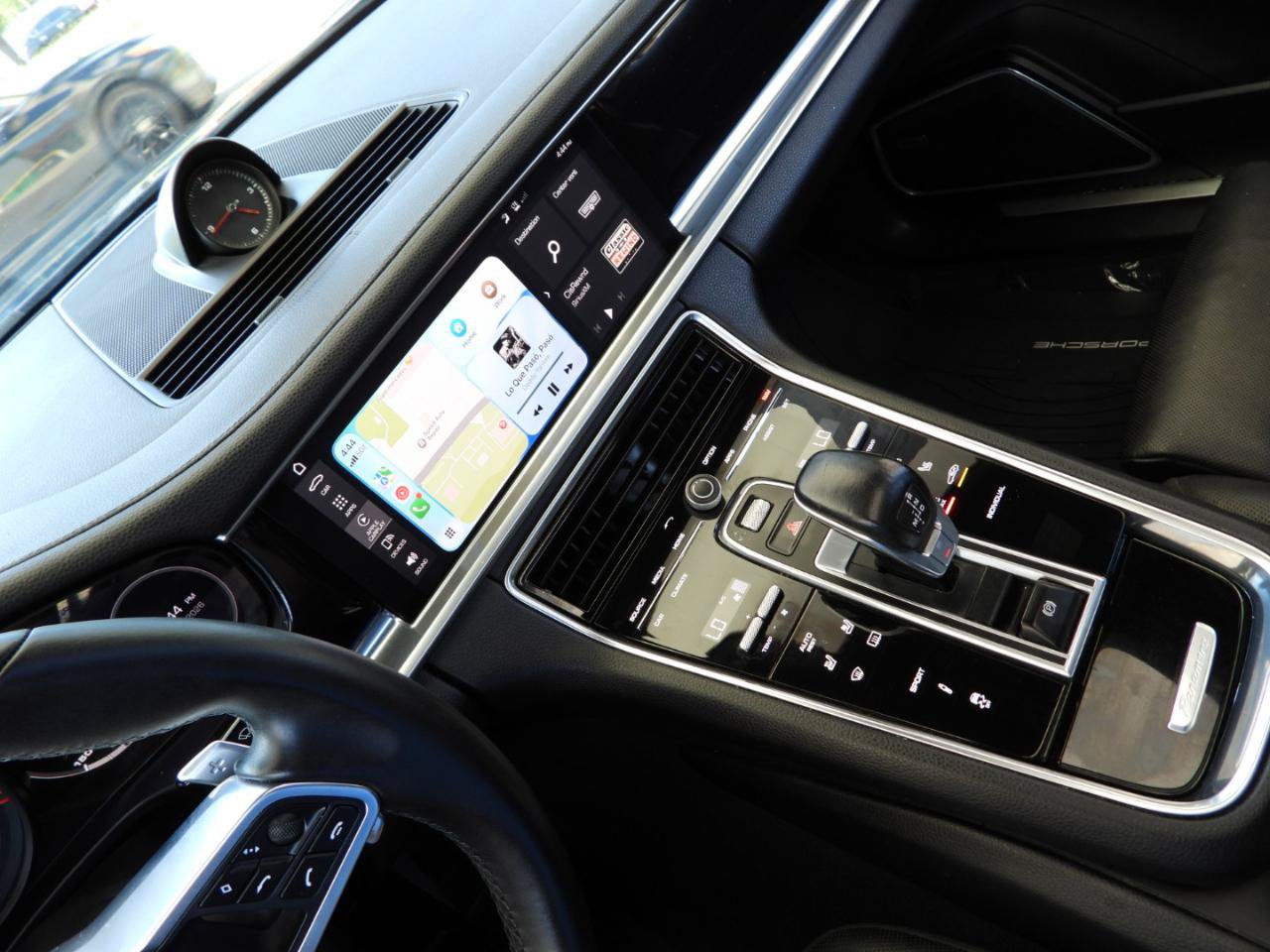 Used 2017 Porsche Panamera RWD image 72