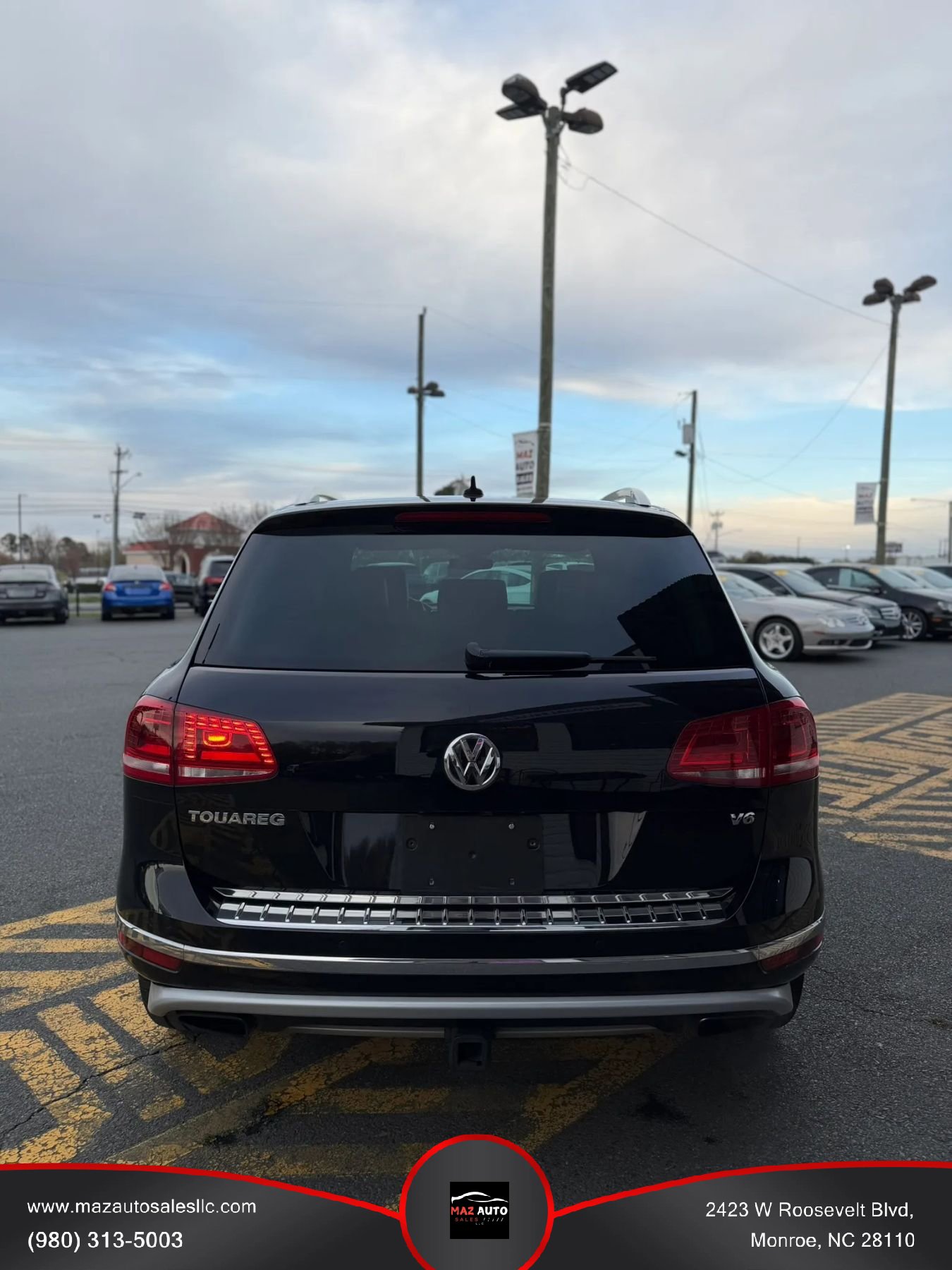 Used 2017 Volkswagen Touareg Wolfsburg Edition AWD/4WD image 5