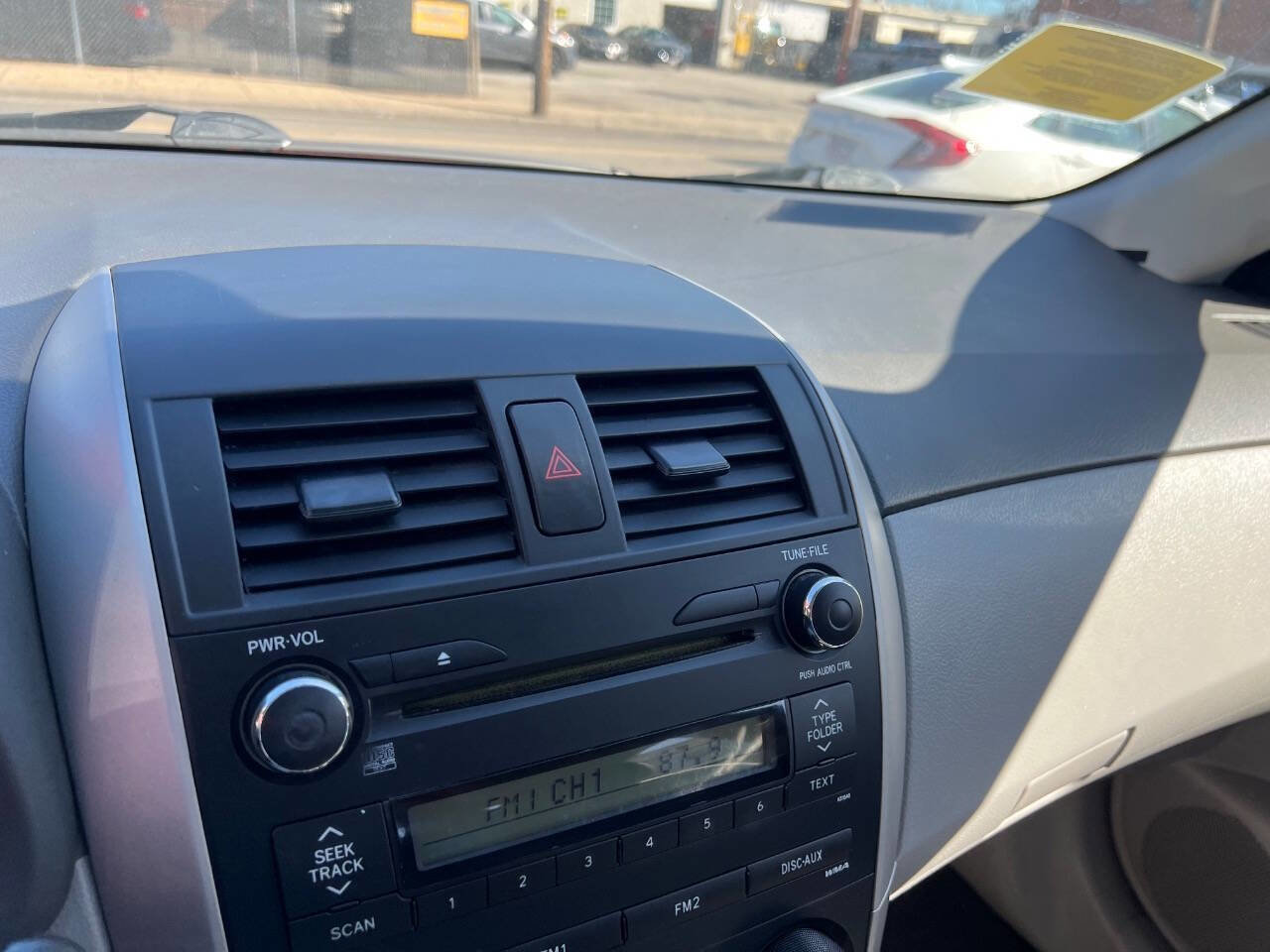 Used 2010 Toyota Corolla image 7