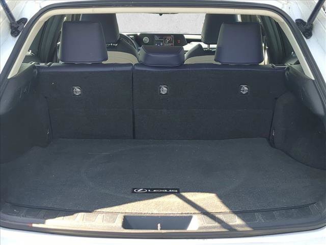 Used 2019 Lexus UX 250h w/ Accessory Package 2 image 7