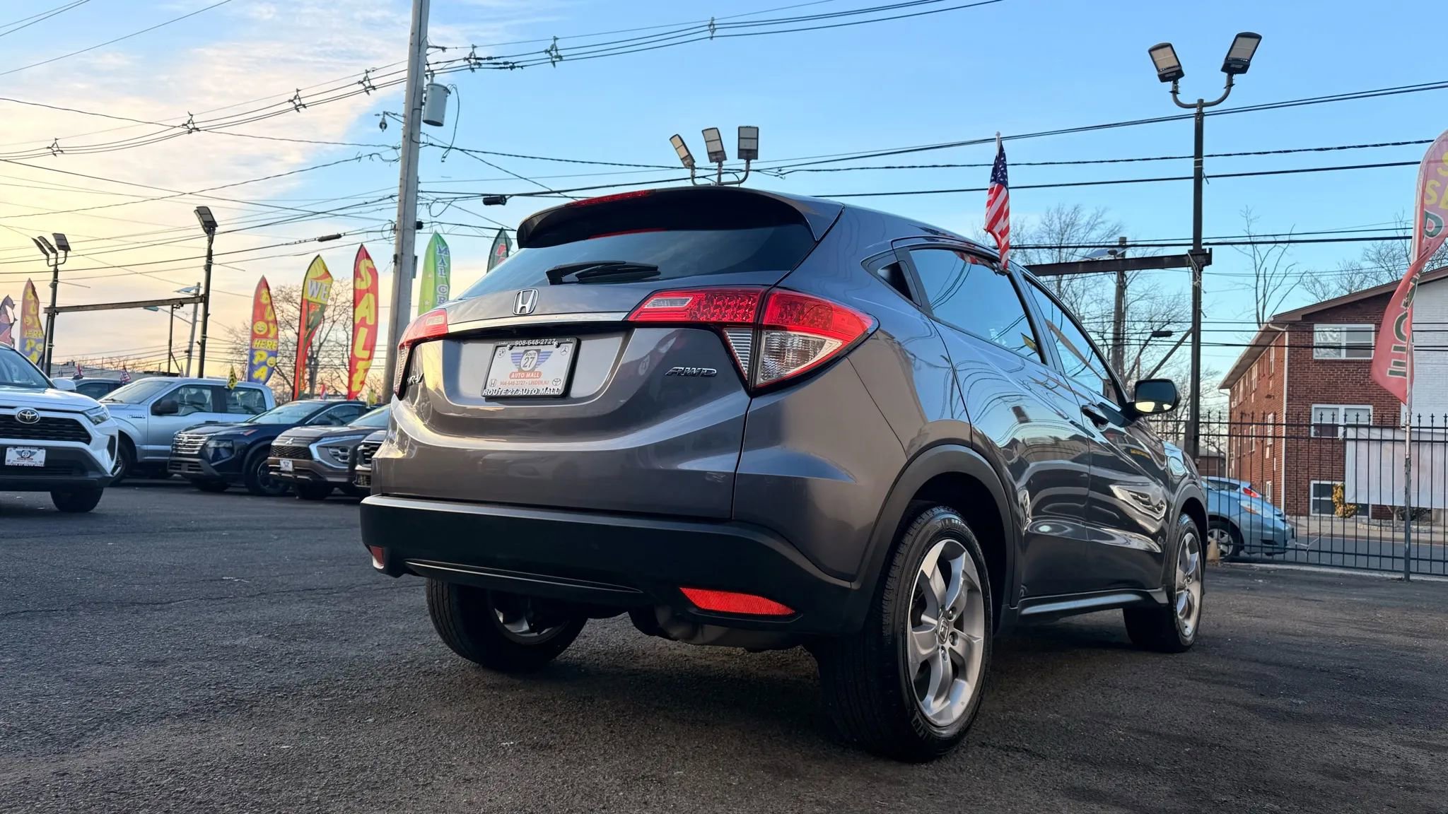 Used 2022 Honda HR-V LX image 9