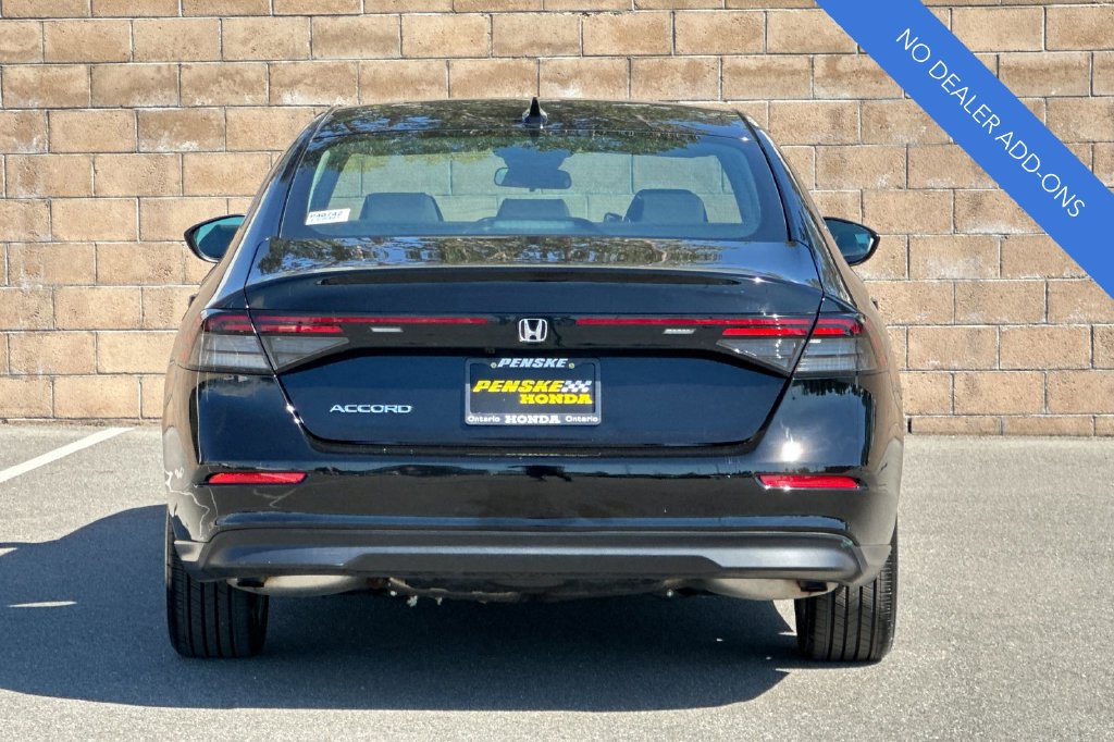 Certified 2025 Honda Accord LX image 5