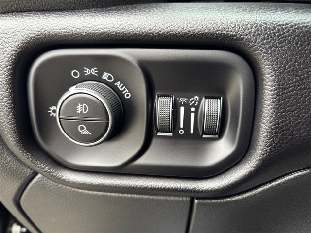 Used 2024 RAM 2500 Laramie w/ Safety Group image 20