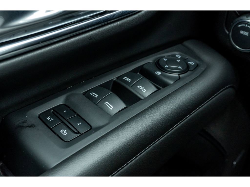 Used 2024 Chevrolet Tahoe LT image 28