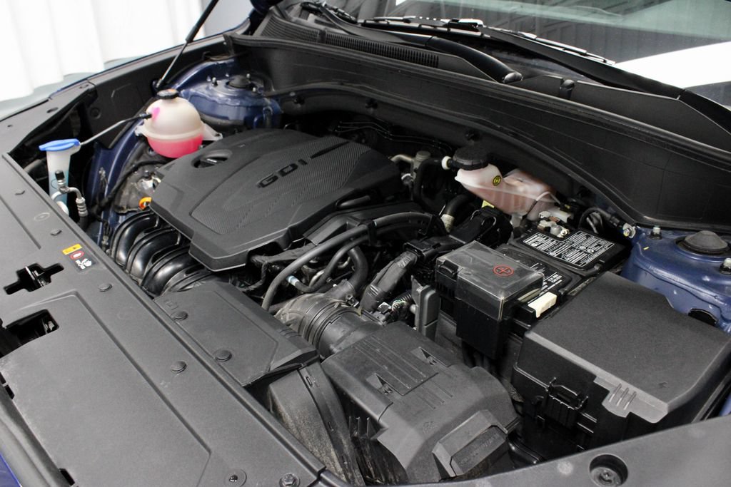 Used 2022 Hyundai Santa Fe SEL w/ Convenience + Premium Package FWD image 17