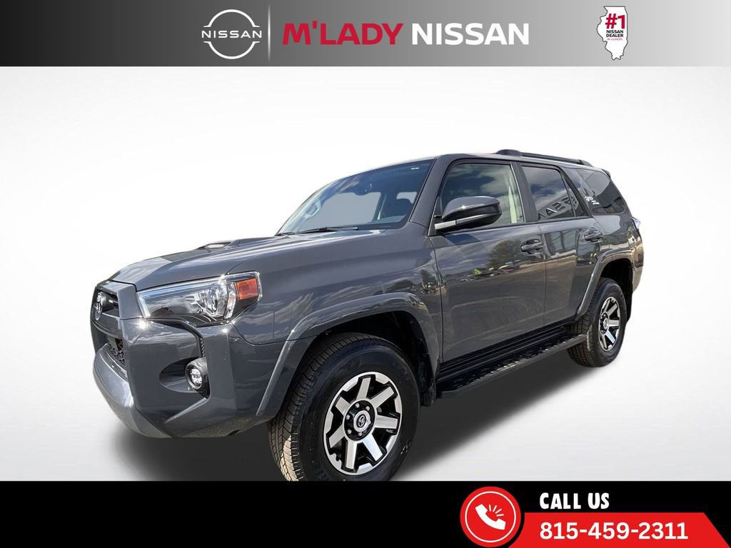 Used 2024 Toyota 4Runner TRD Off-Road image 3
