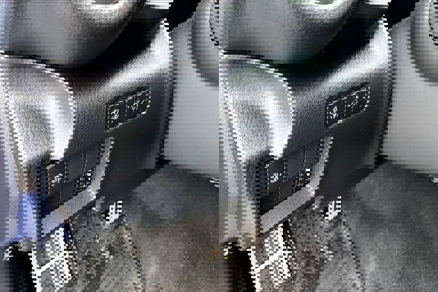 Used 2021 Lexus IS 350 F Sport w/ Accessory Package image 32