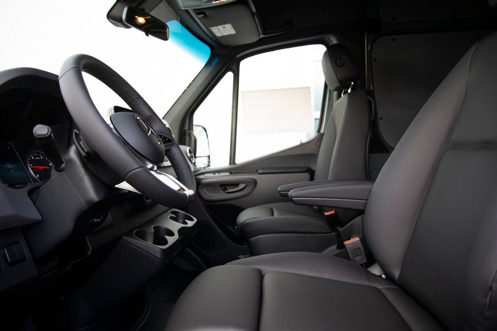 New 2026 Mercedes-Benz Sprinter 2500 image 12