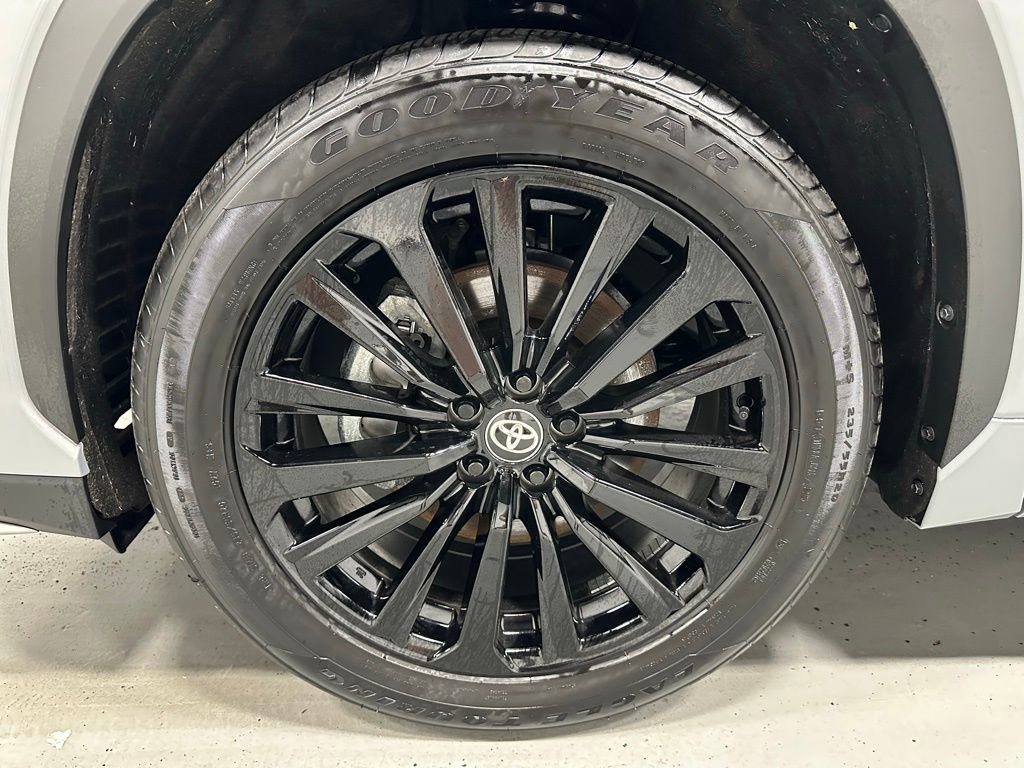 Used 2025 Toyota Highlander XSE image 70