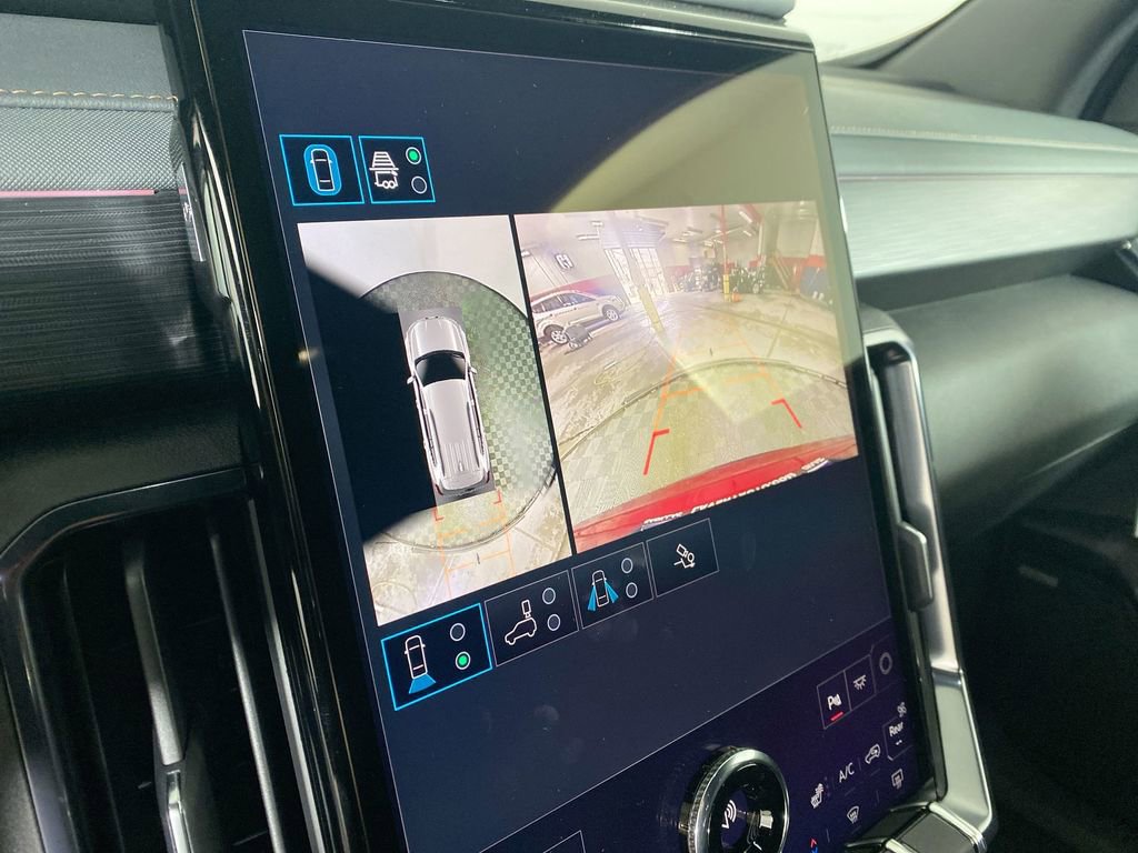 New 2025 GMC Acadia AT4 w/ LPO, Floor Liner Package image 17