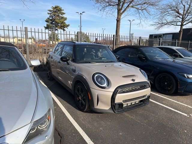 Used 2022 MINI Cooper S w/ Premium Package image 3