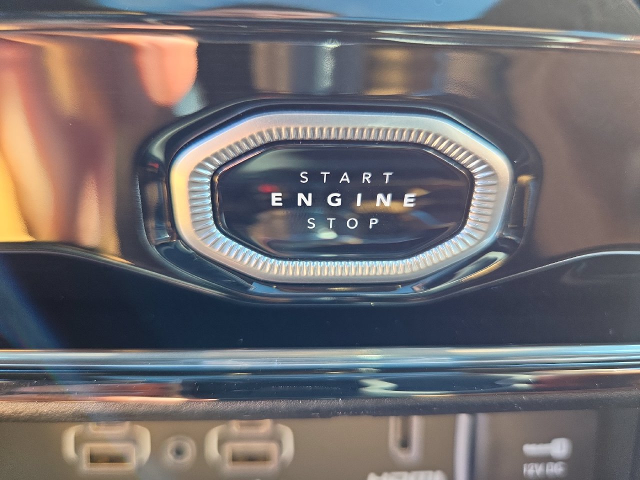 New 2027 Jeep Grand Cherokee Summit AWD/4WD image 13