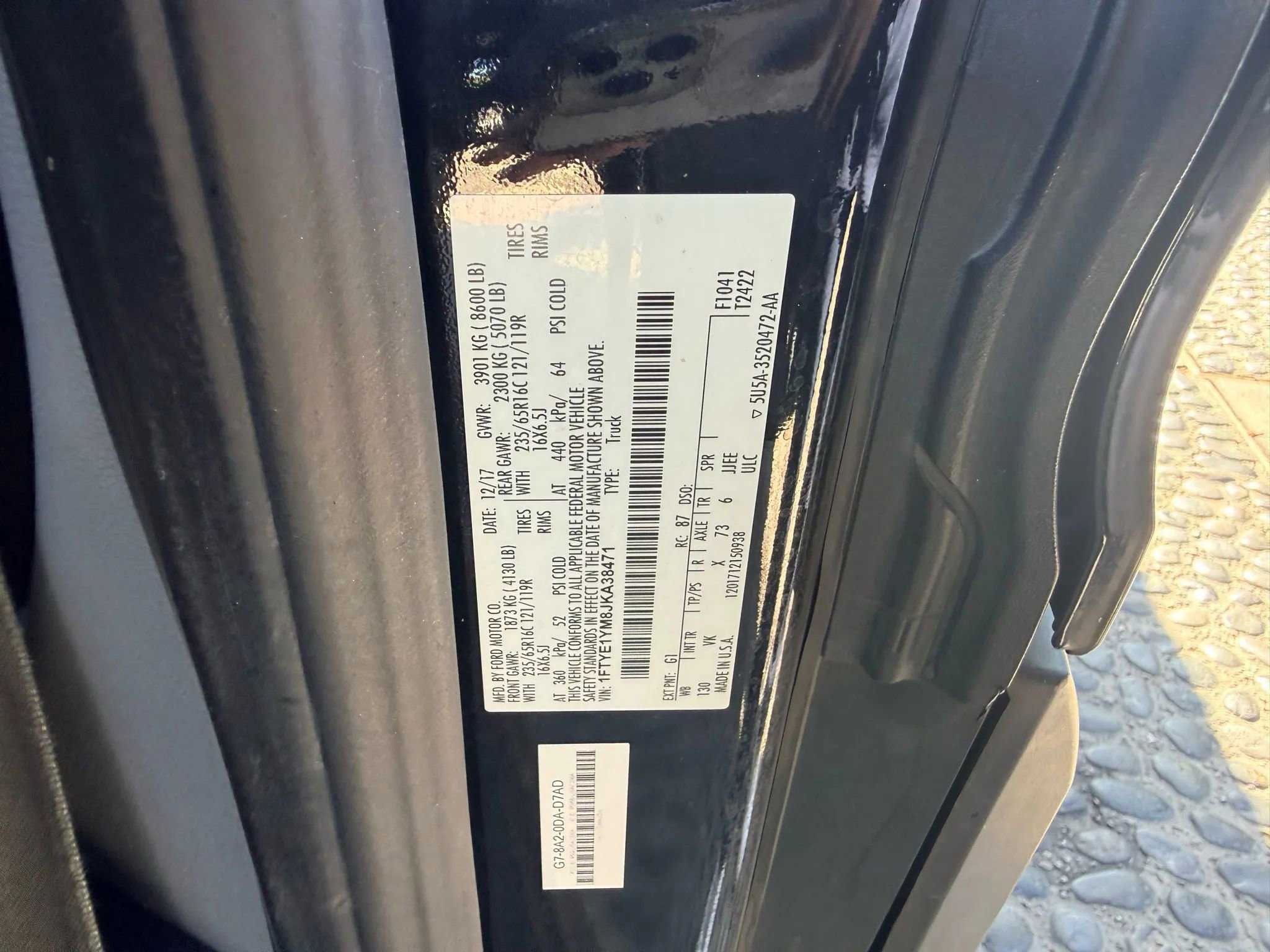 Used 2018 Ford Transit 150 130 Low Roof w/ Exterior Upgrade Package image 23