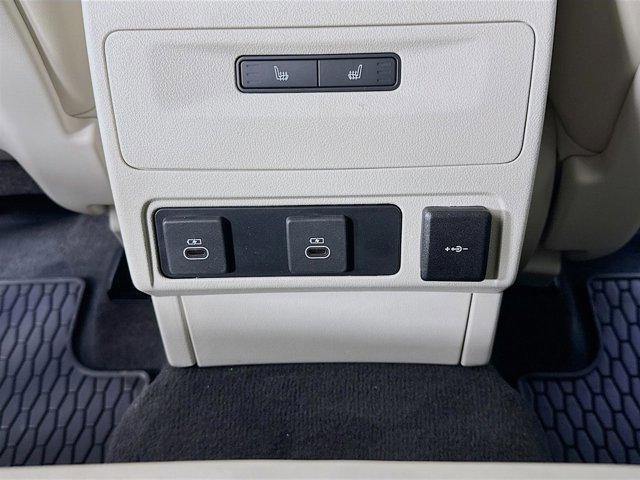 New 2026 Jaguar F-PACE R-Dynamic S image 28